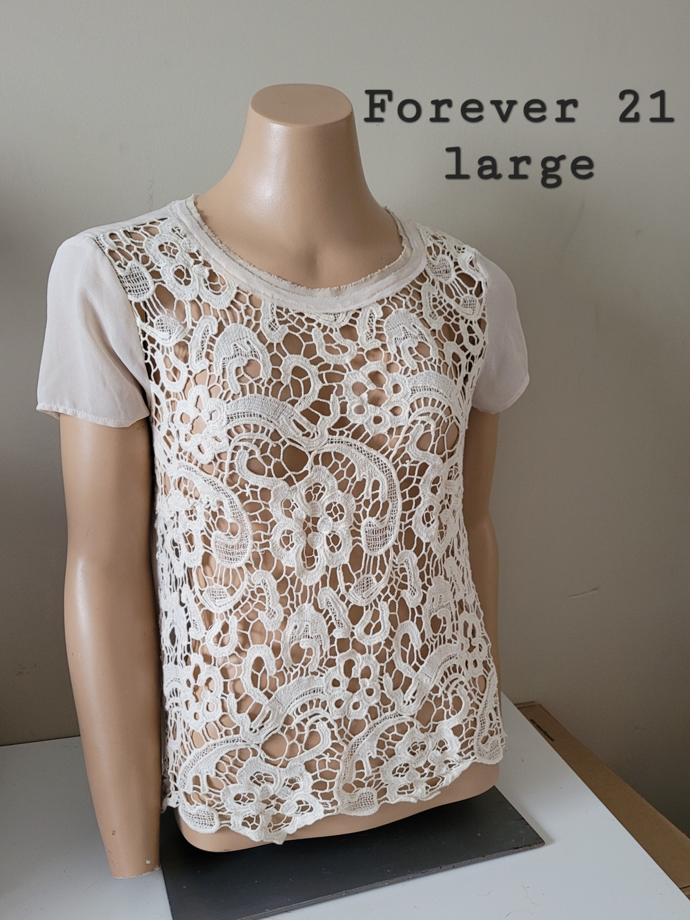 Forever 21 Cream Lace Overlay Short Sleeve Top - Large